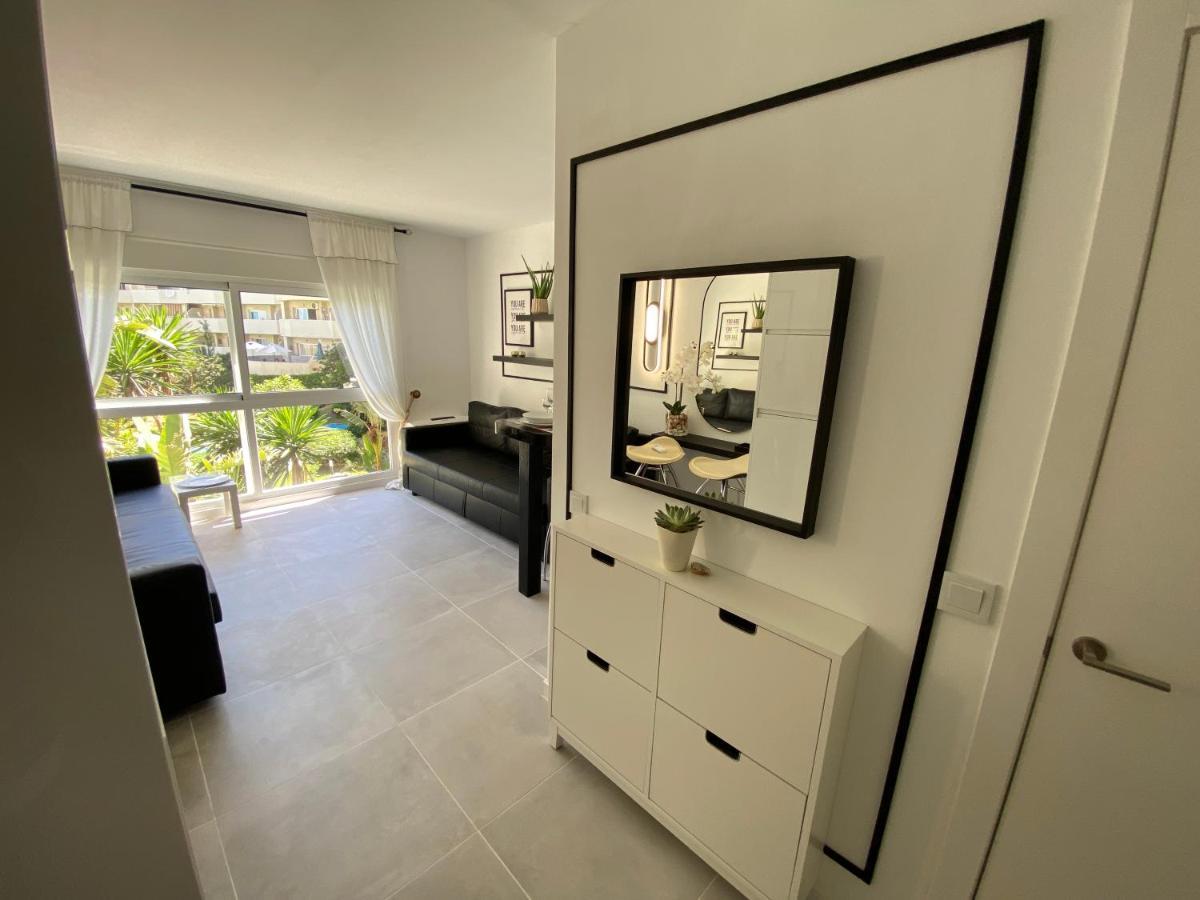 Modern Sea View Studio In Benal Beach Benalmádena Exterior photo