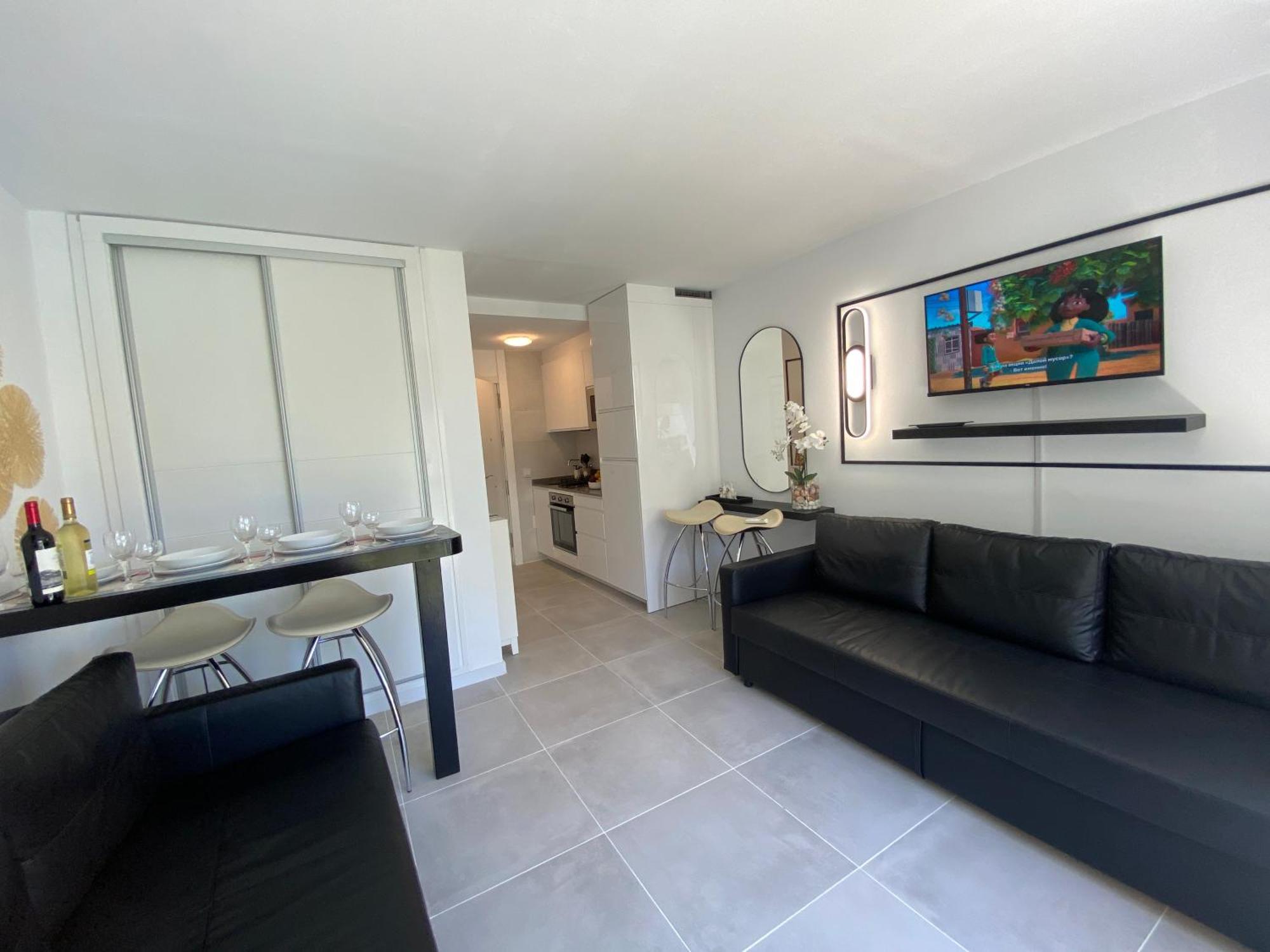 Modern Sea View Studio In Benal Beach Benalmádena Exterior photo